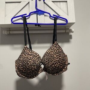 Victoria’s secrets Leopard Print bra size 34c